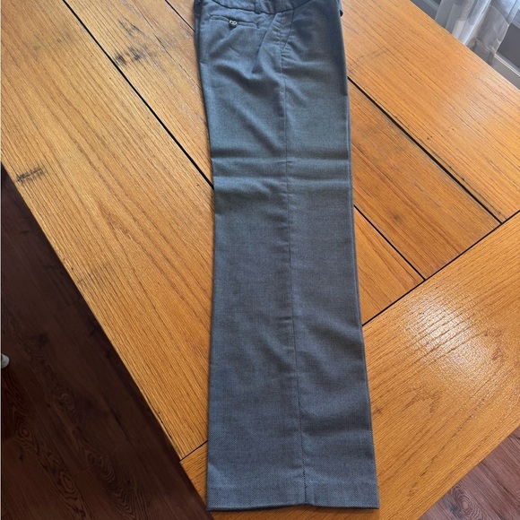 Dalia Collection Gray Textured Women's Pants size 8  31 inch inseam - Picture 3 of 6